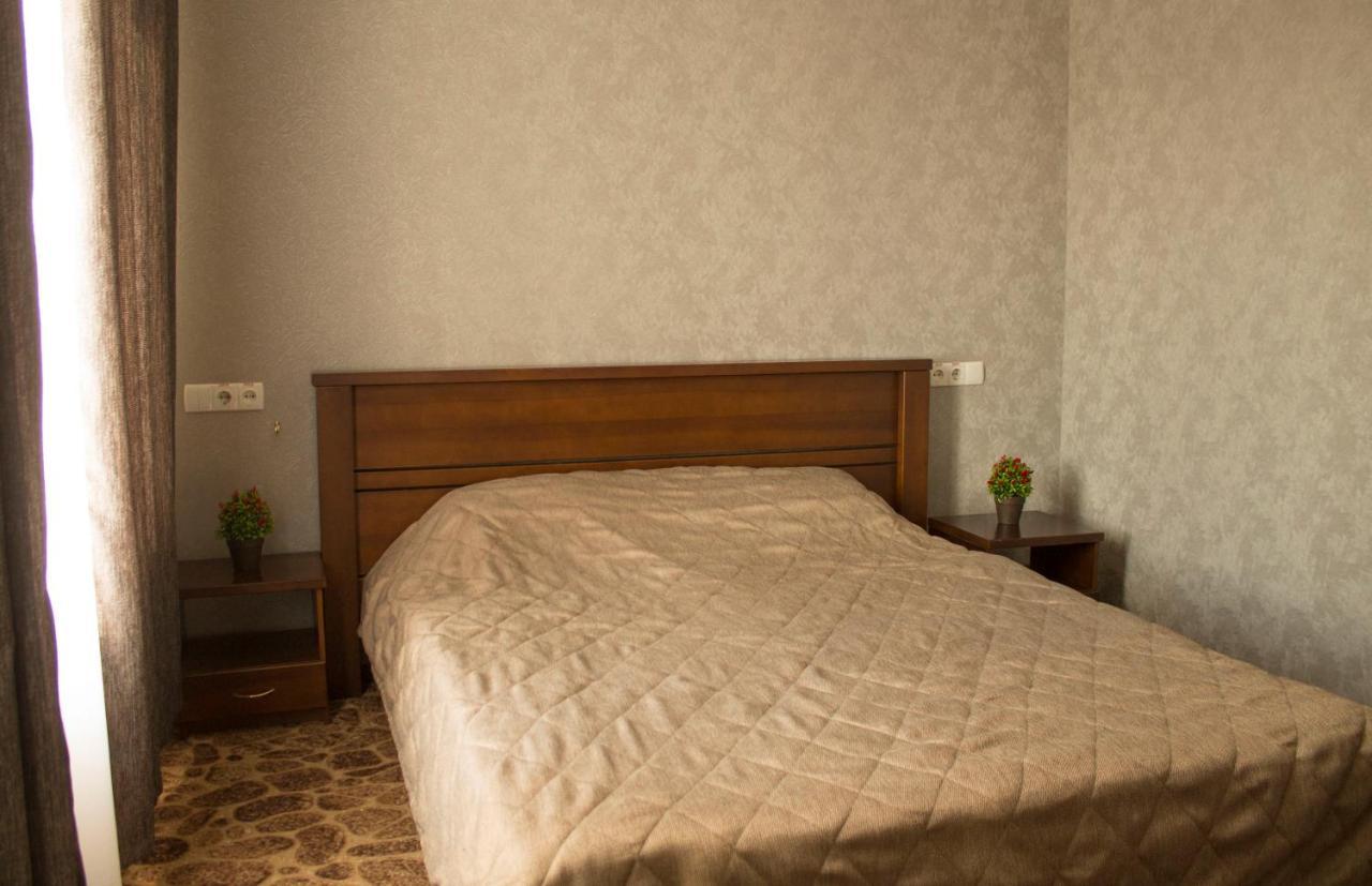 Park Hotel Vinnitsa Vinnytsia Exterior foto